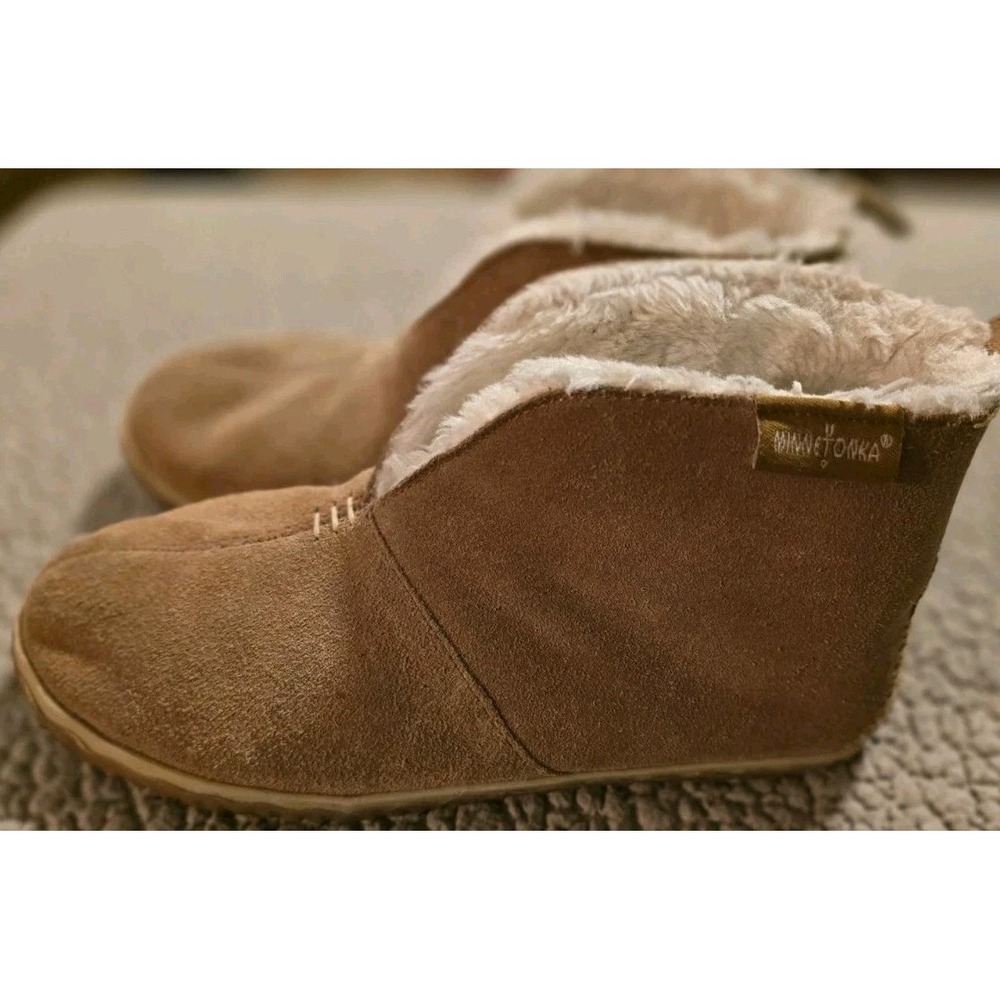 Minnetonka cinnamon brown Tucson slipper boots size 7M suede